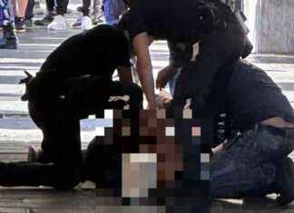 Condizioni migliorano per accoltellato a Sottoripa, ma prognosi resta riservata news-13082024-044752